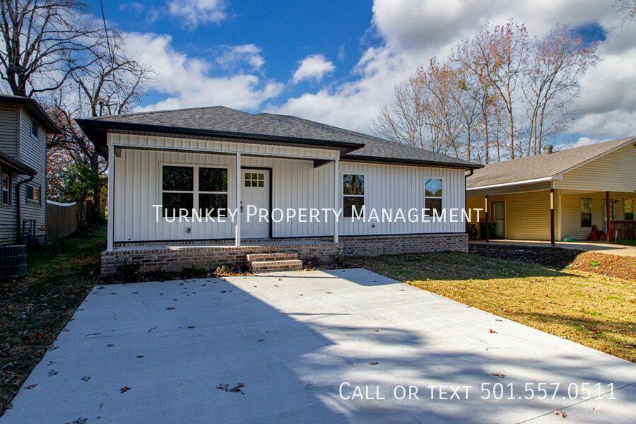 House for rent at 4108 Longcoy St, Little Rock, AR 72204