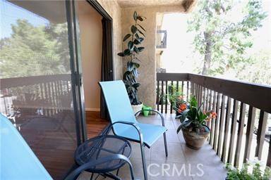 Condo for rent at 22100 Burbank Blvd, Woodland Hills, CA 91367