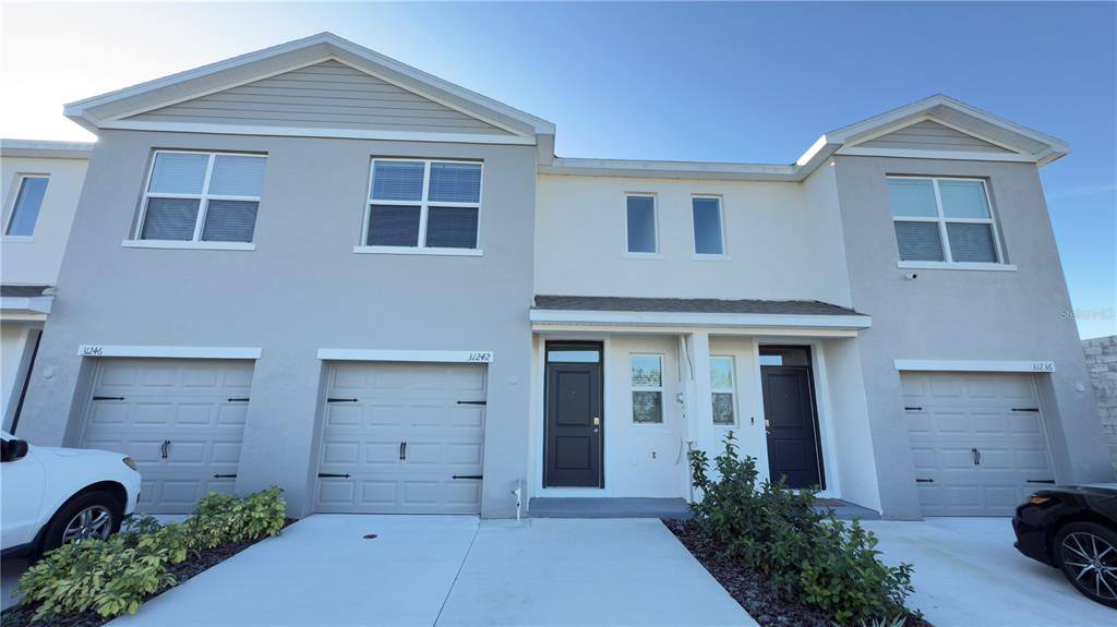 Townhouse for rent at 31242 Midnight Sun Way, Wesley Chapel, FL 33545
