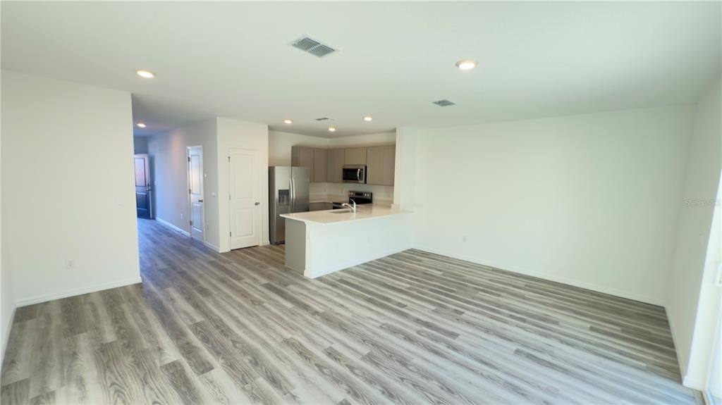 Townhouse for rent at 31242 Midnight Sun Way, Wesley Chapel, FL 33545