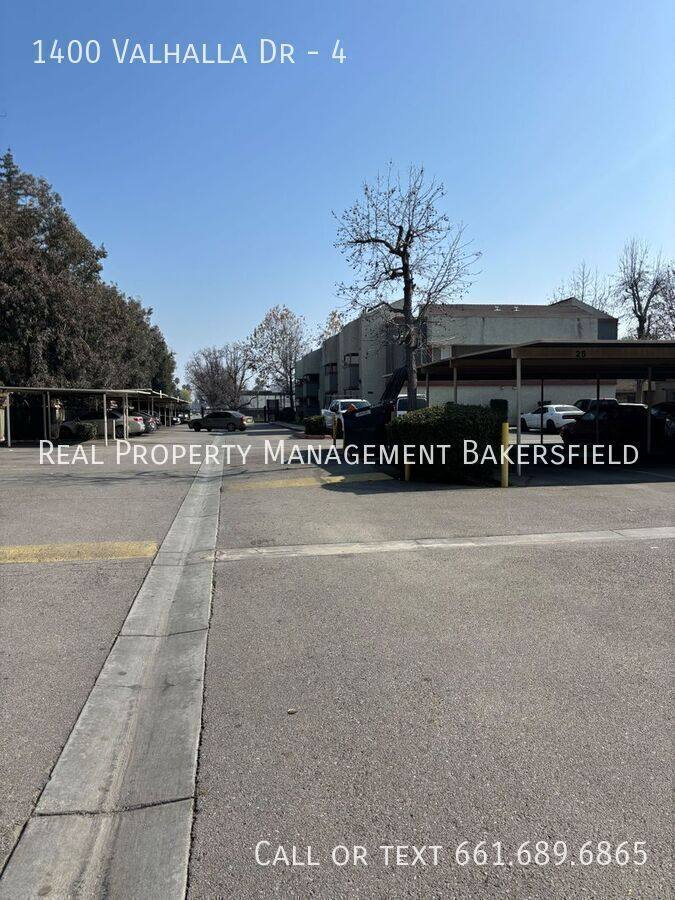 Apartment for rent at 1400 Valhalla Dr #4, Bakersfield, CA 93309