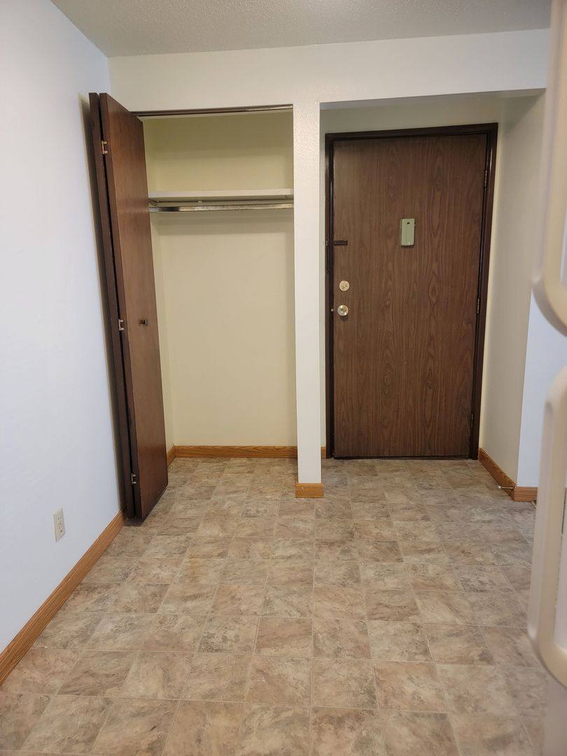 Apartment for rent at 206 & 210 W, Mitchell, SD 57301