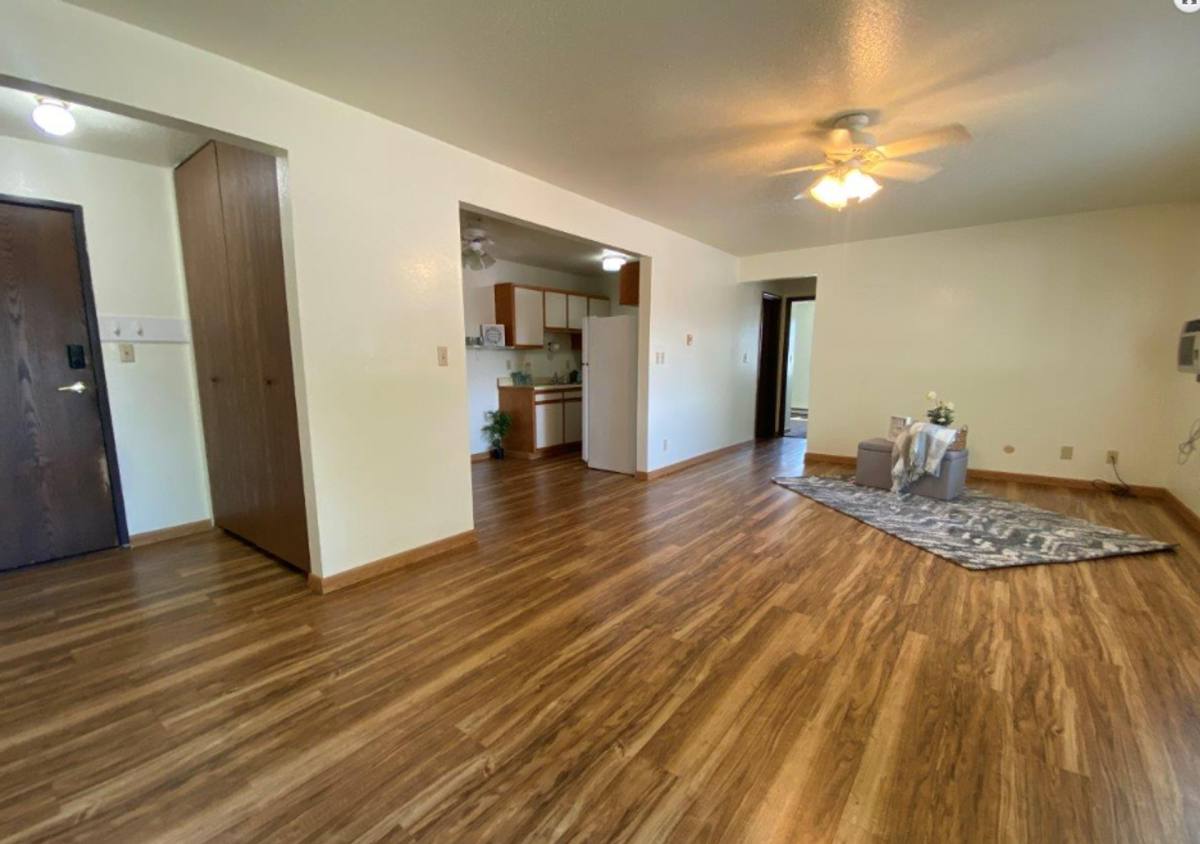 Apartment for rent at 206 & 210 W, Mitchell, SD 57301