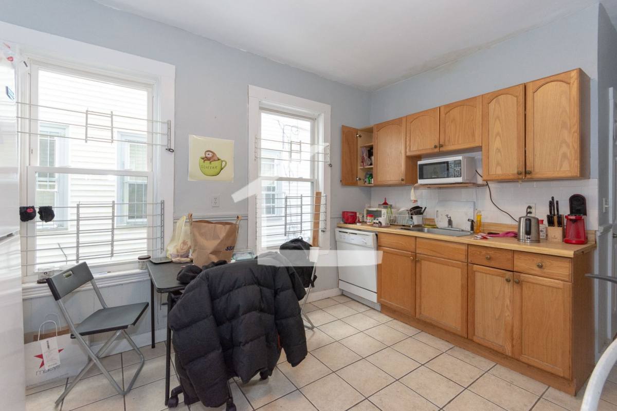 Apartment for rent at 33 Chester St #3, Allston, MA 02134