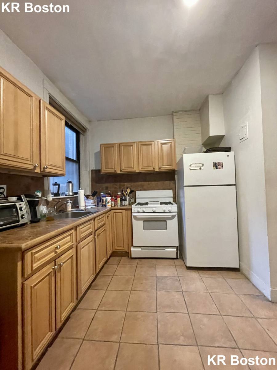 Apartment for rent at 239 Harvard Ave #1, Allston, MA 02134
