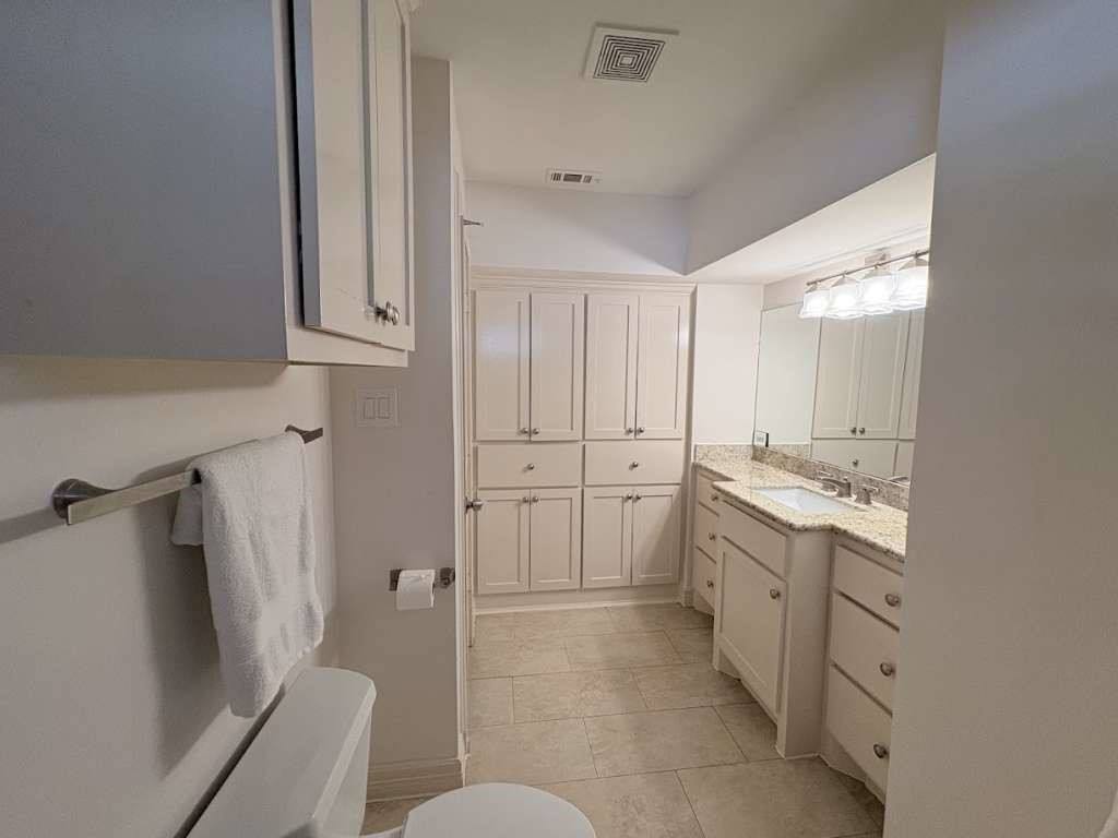 Apartment for rent at 4711 Imogene St, Houston, TX 77096