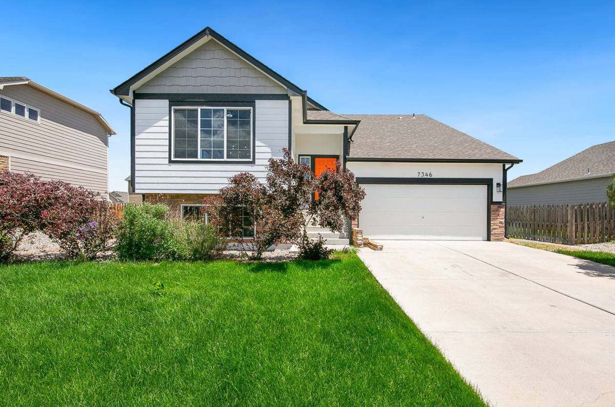 House for rent at 7346 Andover St, Wellington, CO 80549