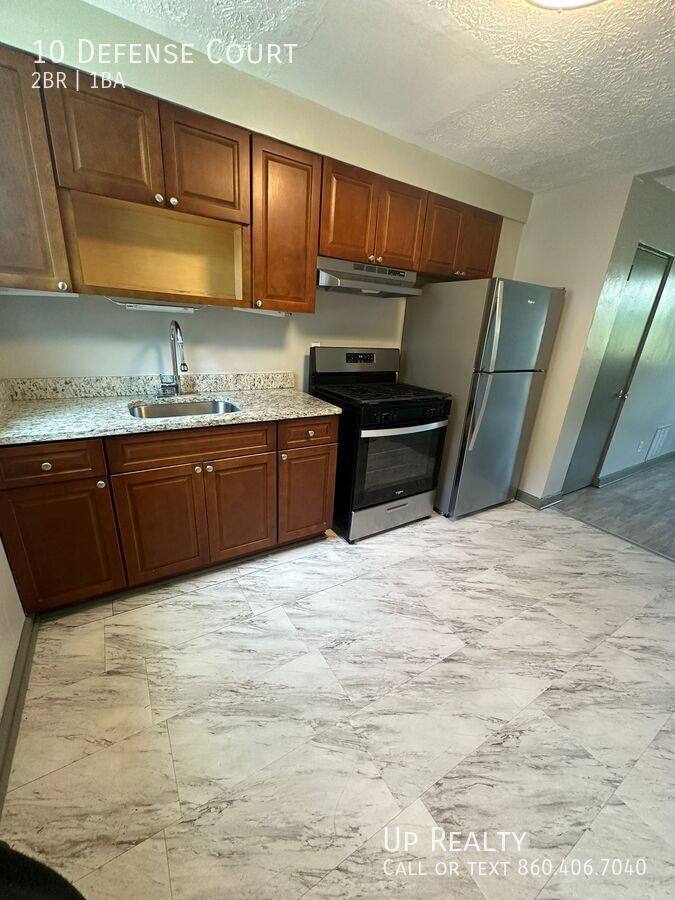 Apartment for rent at 10 Defense Court, New Britain, CT 06051