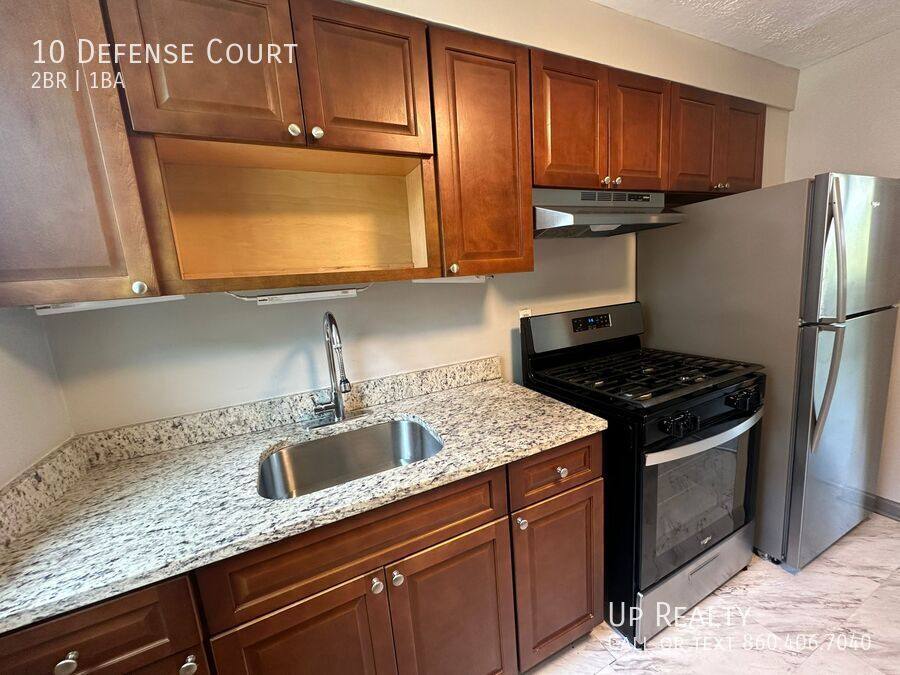 Apartment for rent at 10 Defense Court, New Britain, CT 06051