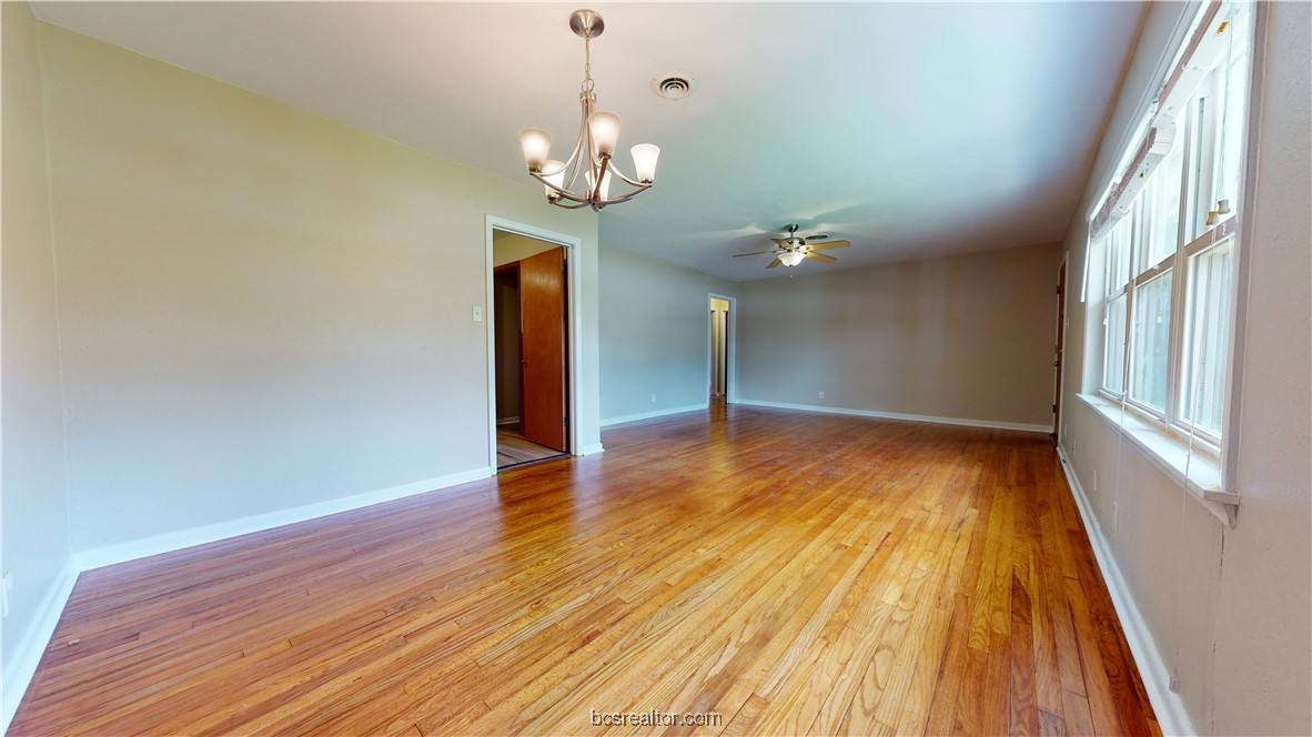 Apartment for rent at 806 Gilchrist Ave #806, College Station, TX 77840