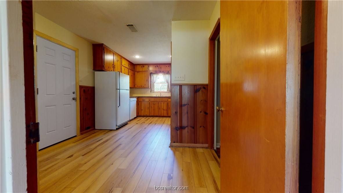 Apartment for rent at 806 Gilchrist Ave #806, College Station, TX 77840