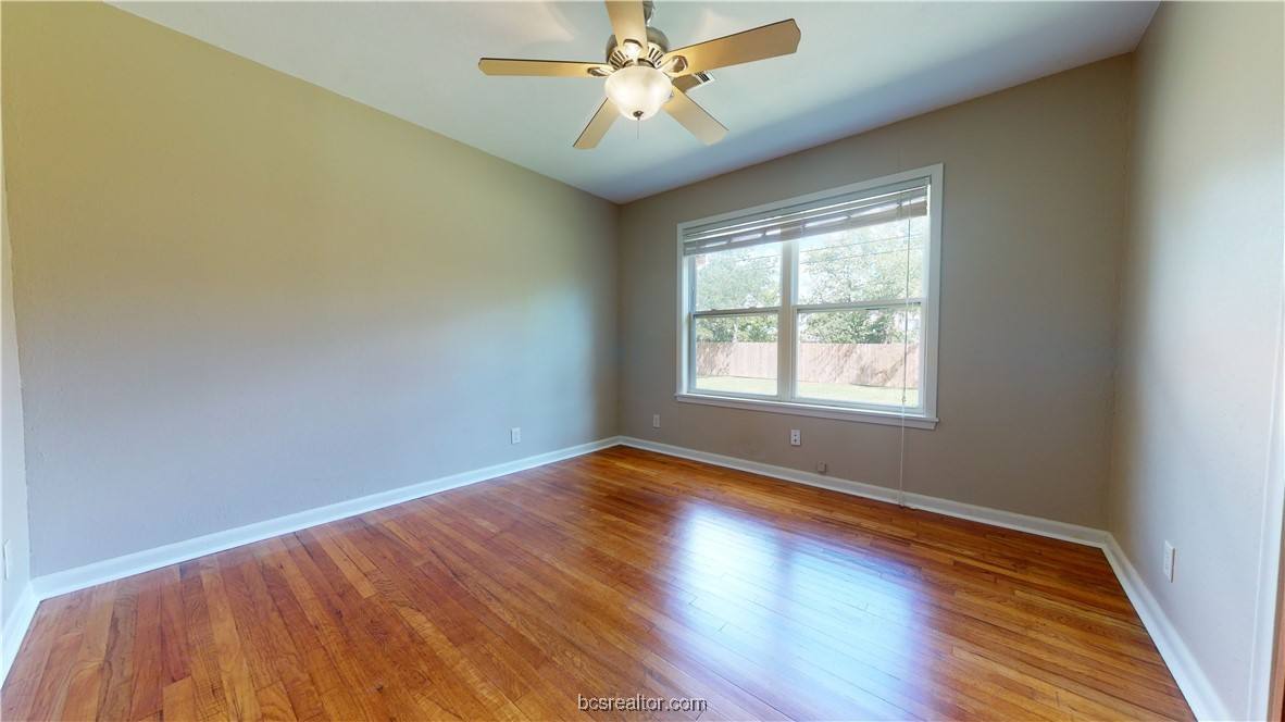 Apartment for rent at 806 Gilchrist Ave #806, College Station, TX 77840