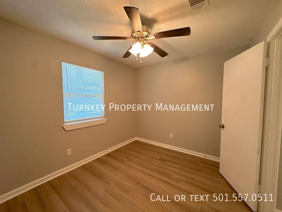 House for rent at 1 W Windsor Dr, Little Rock, AR 72209