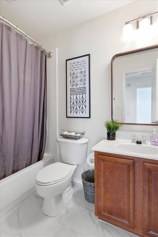 Townhouse for rent at 7237 Rembrandt Dr, Plano, TX 75093
