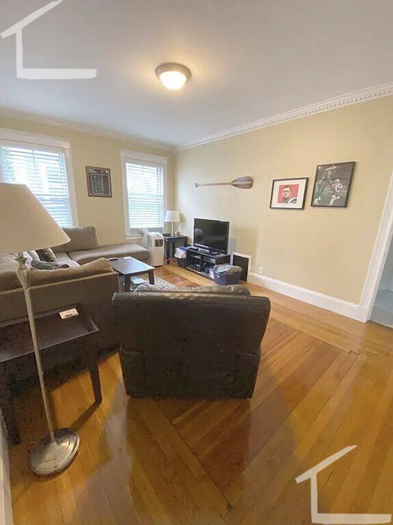 House for rent at 27 Ridgemont St #3, Allston, MA 02134