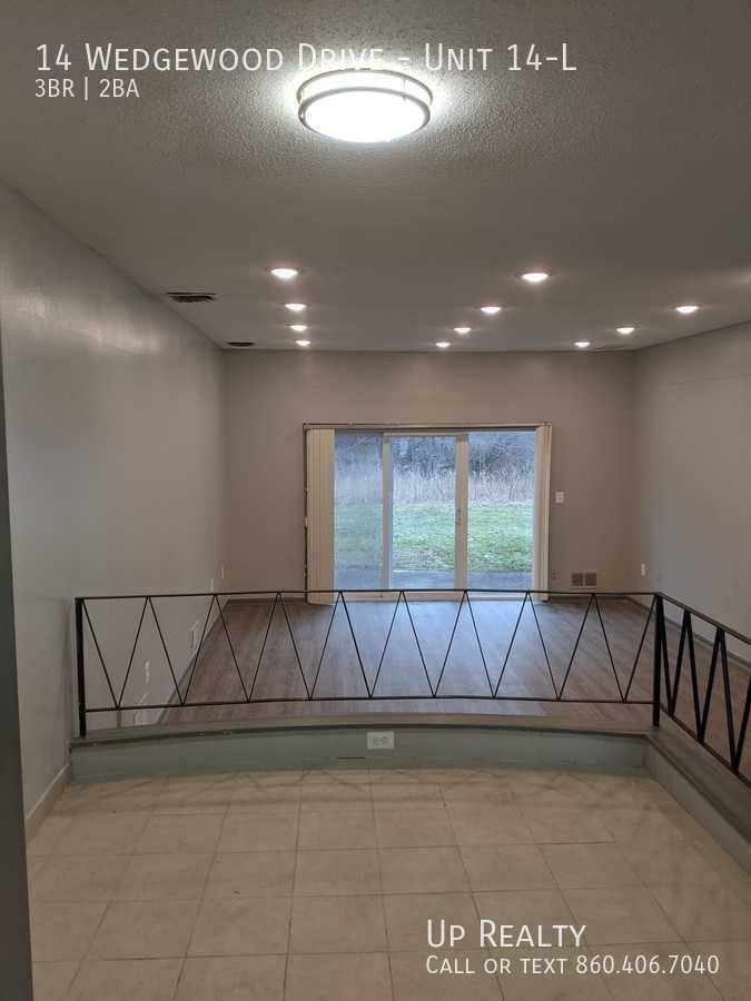 Apartment for rent at 14 Wedgewood Dr #14-L, Bloomfield, CT 06002