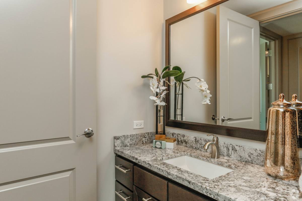 Apartment for rent at 9789 Katy Freeway Mc2 #MC2, Houston, TX 77024