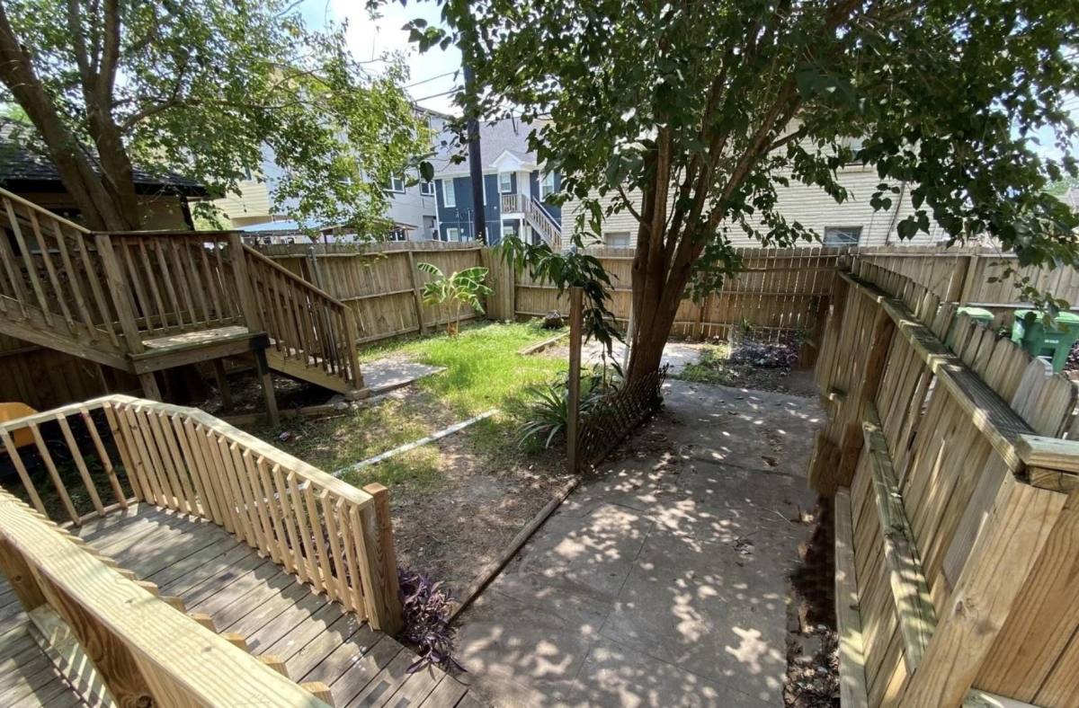 Apartment for rent at 2802 Palm St #2802A, Houston, TX 77004