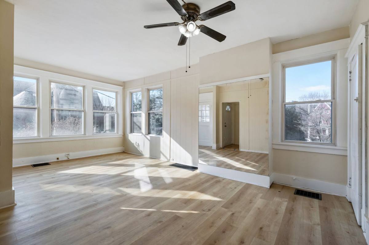 Apartment for rent at 113 Johnston Ave, Pittsburgh, PA 15207