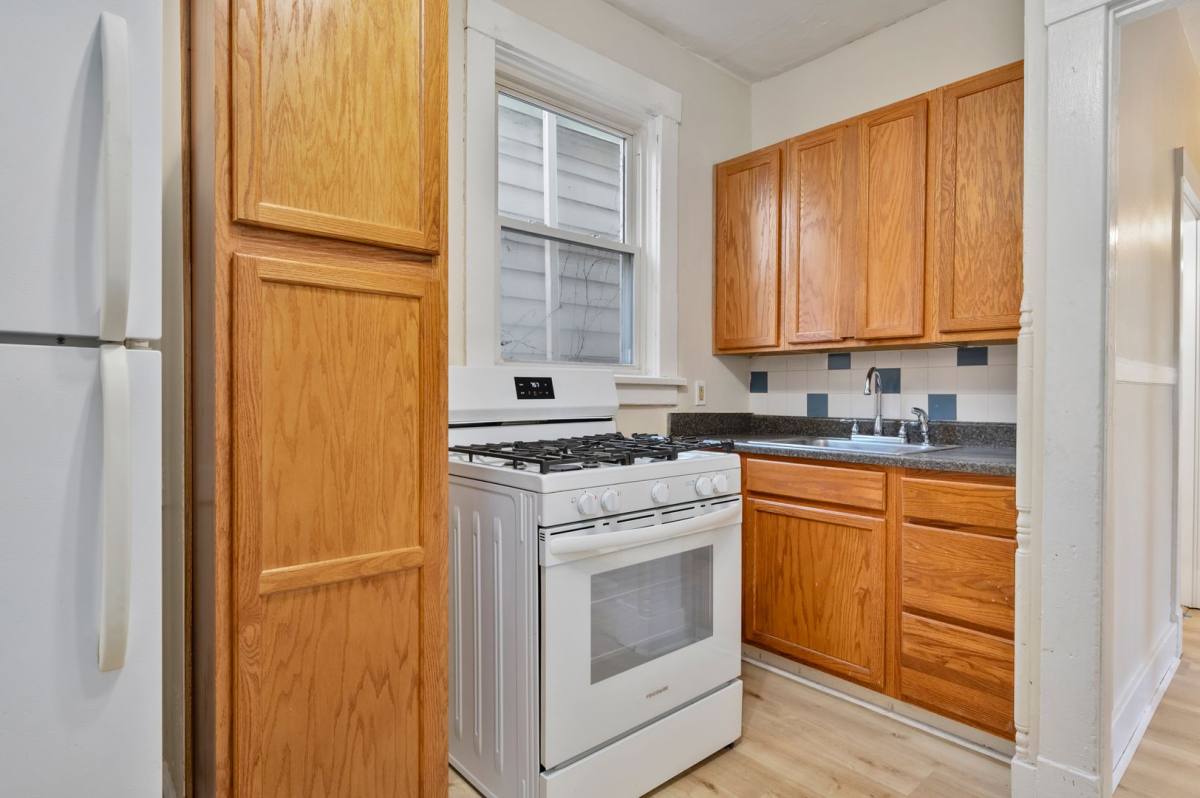 Apartment for rent at 113 Johnston Ave, Pittsburgh, PA 15207