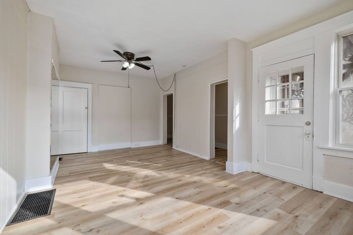 Apartment for rent at 113 Johnston Ave, Pittsburgh, PA 15207