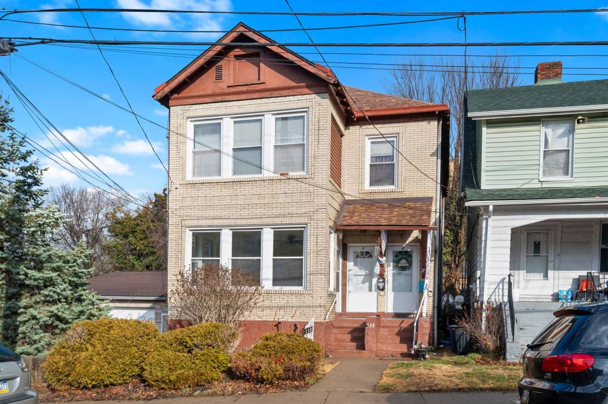 Apartment for rent at 113 Johnston Ave, Pittsburgh, PA 15207