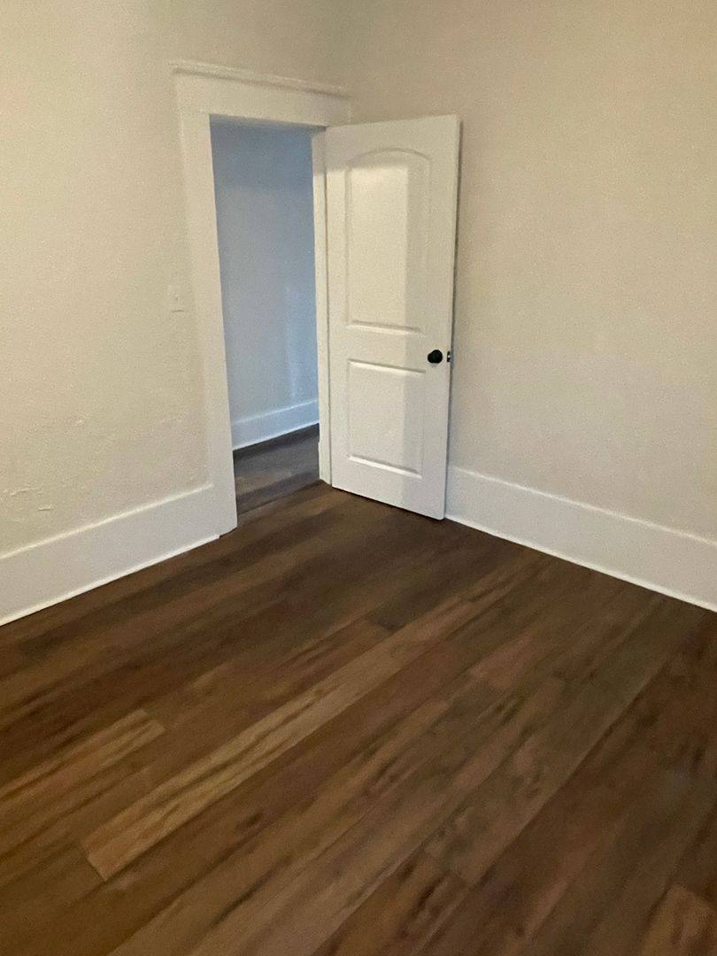 Apartment for rent at 820 7th St, Huntington, WV 25701