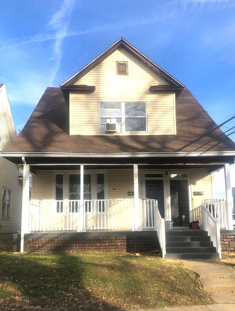 Apartment for rent at 820 7th St, Huntington, WV 25701