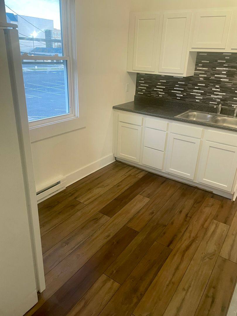 Apartment for rent at 820 7th St, Huntington, WV 25701