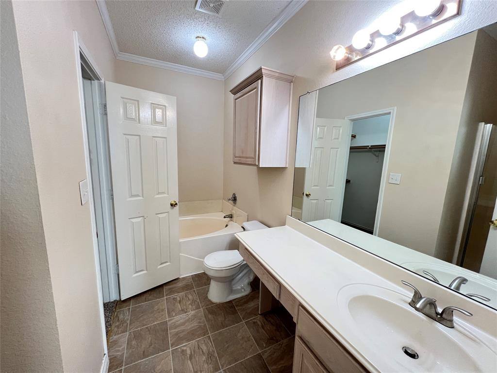 Apartment for rent at 2416 Wildwood Lane, Denton, TX 76210