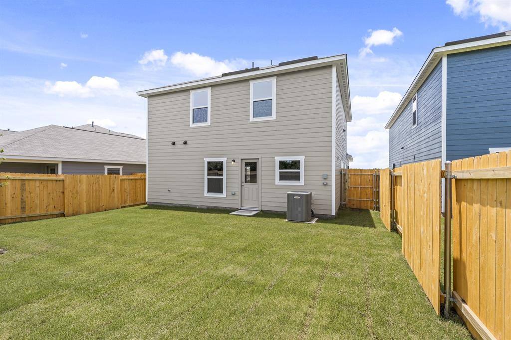 Apartment for rent at 1539 William Wallace St, Crandall, TX 75114