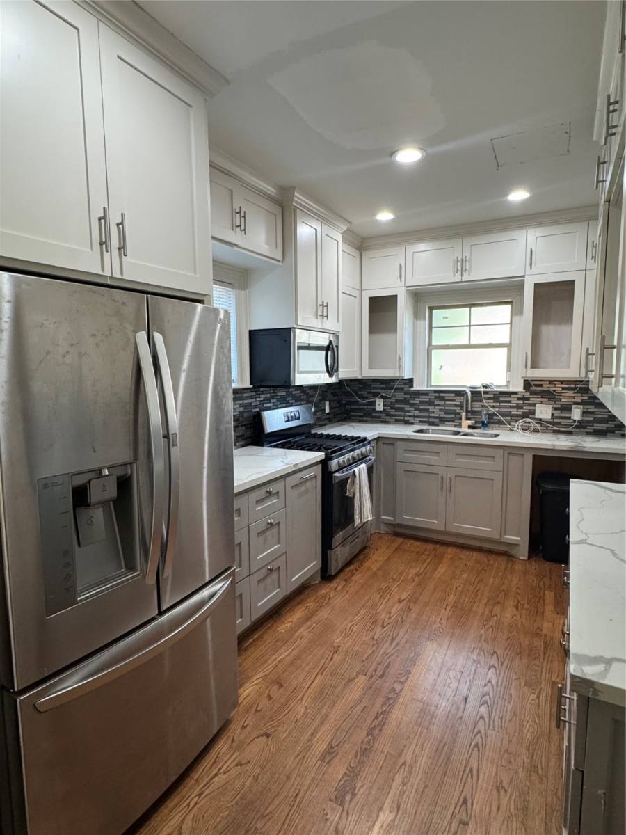 Apartment for rent at 2307 Arbor St #1, Houston, TX 77004