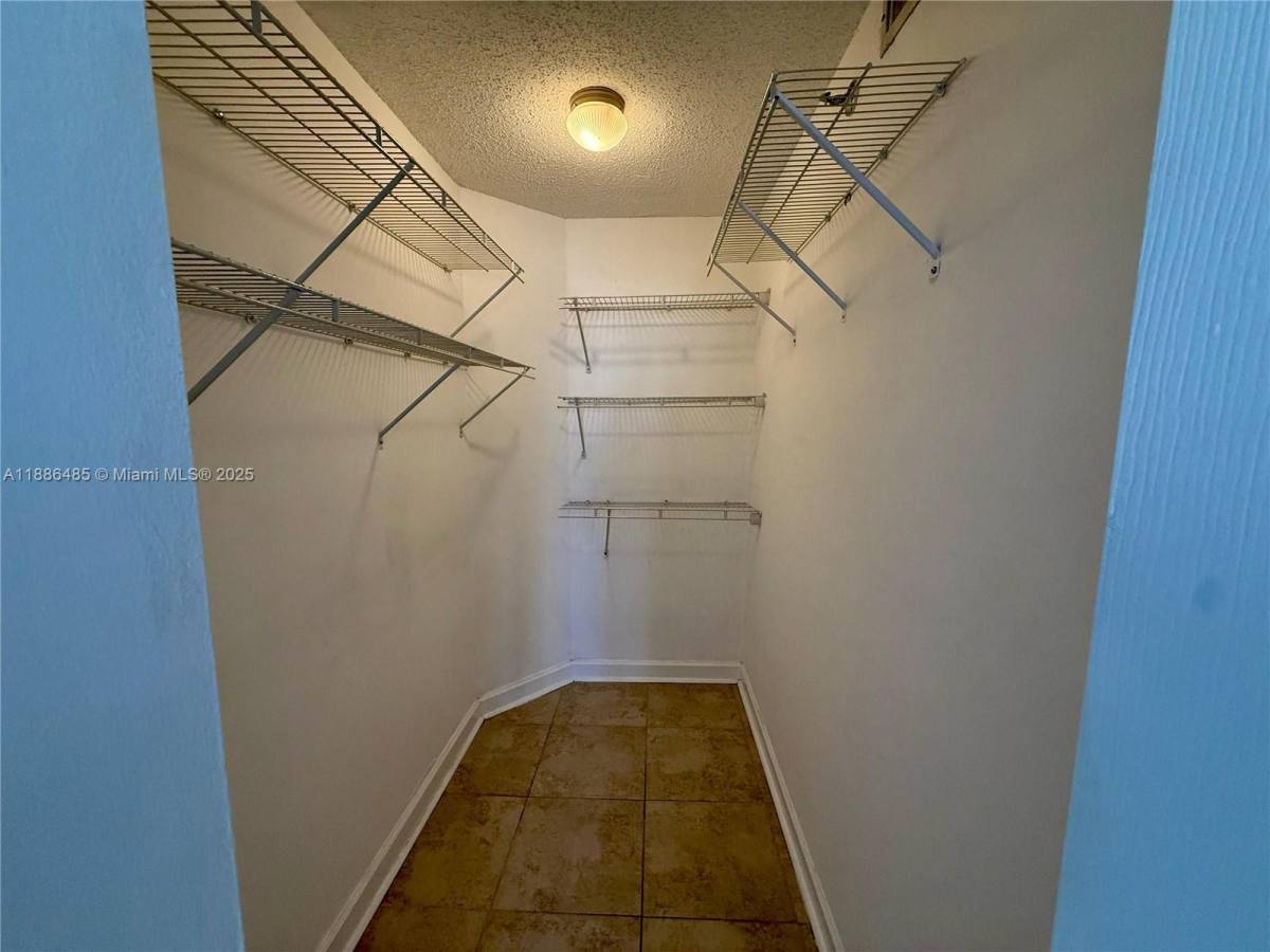 Apartment for rent at 770 Claughton Island Dr #2113, Miami, FL 33131