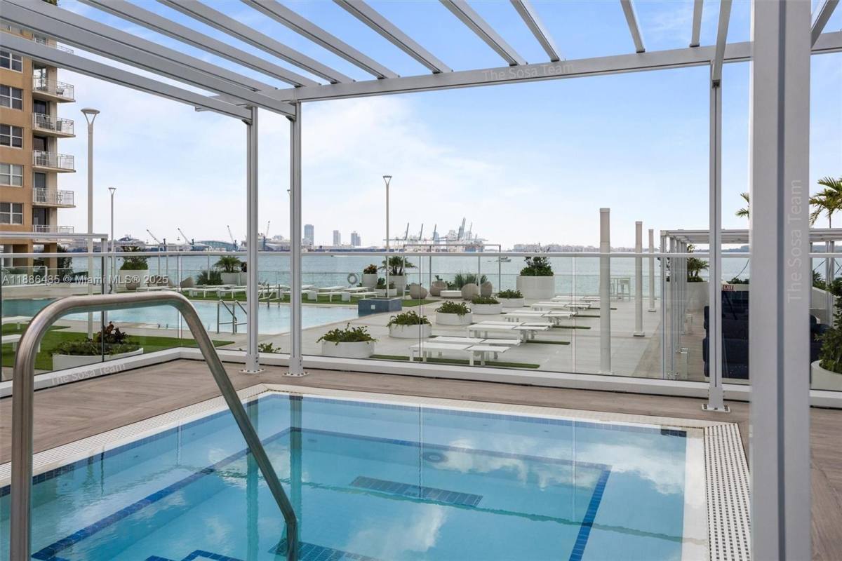 Apartment for rent at 770 Claughton Island Dr #2113, Miami, FL 33131