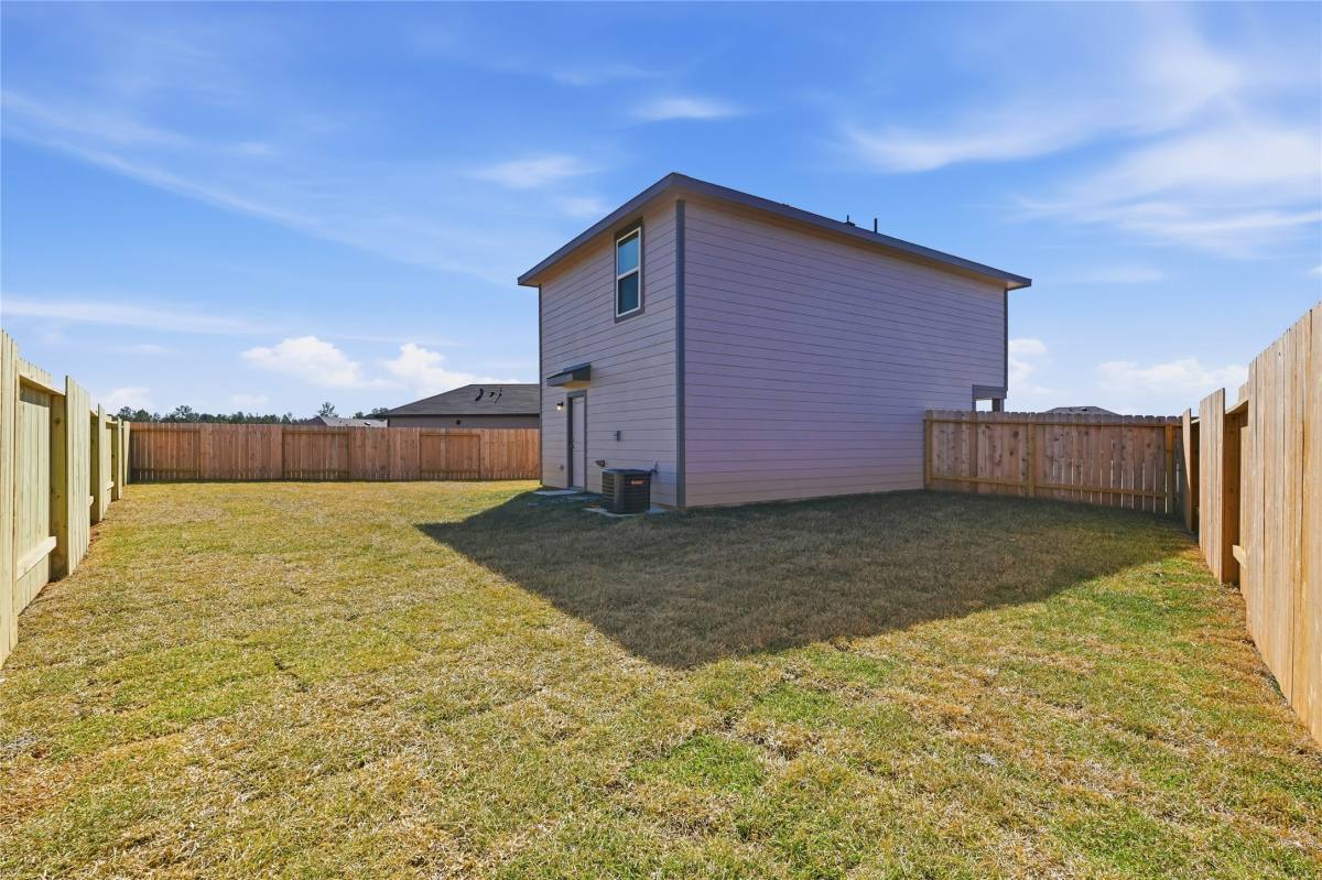 Apartment for rent at 12366 Sword Point Court, Willis, TX 77378