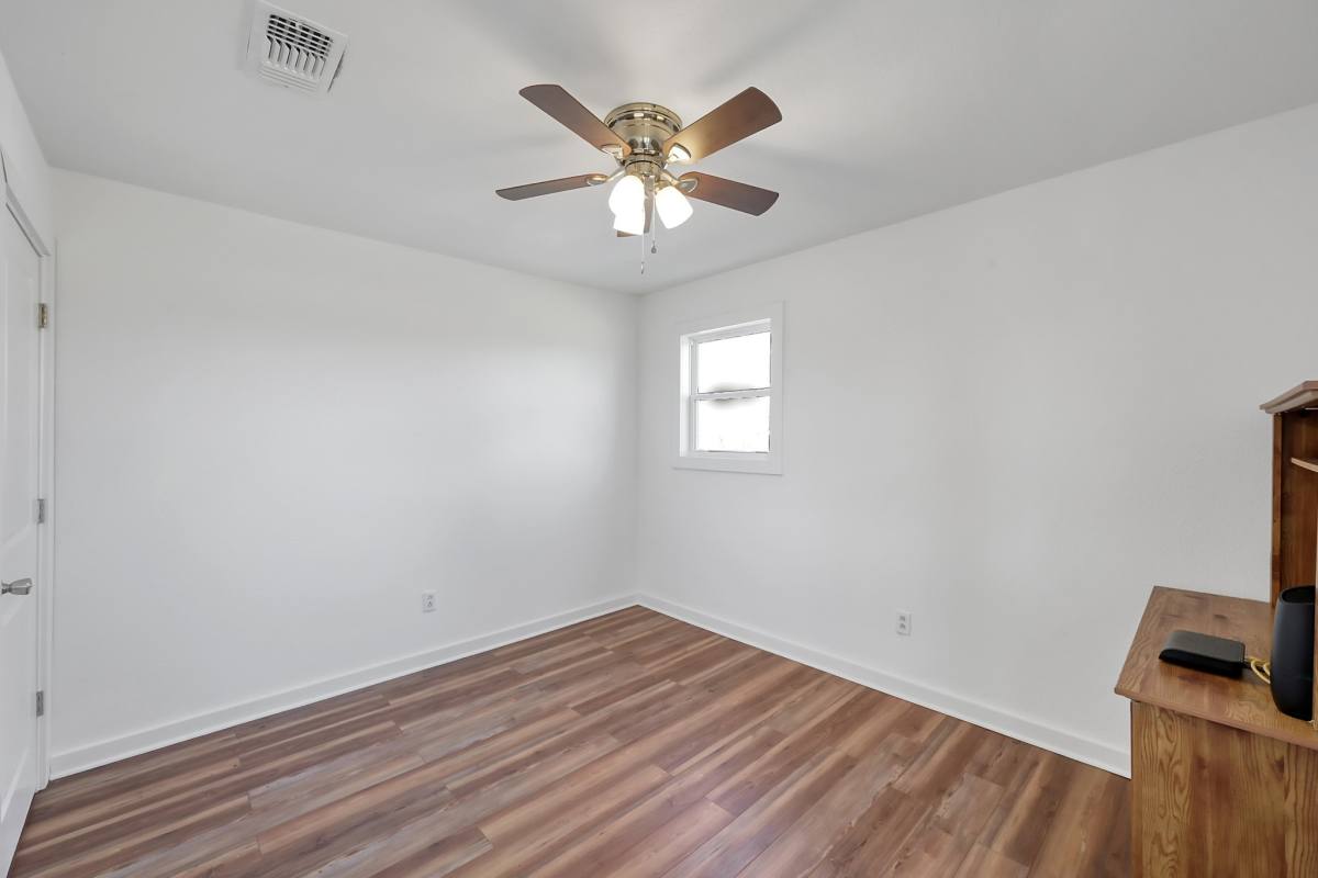 Apartment for rent at 1232 County Rd #1805, Crockett, TX 75835
