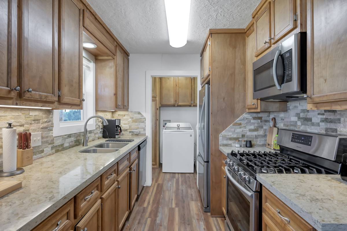 Apartment for rent at 1232 County Rd #1805, Crockett, TX 75835