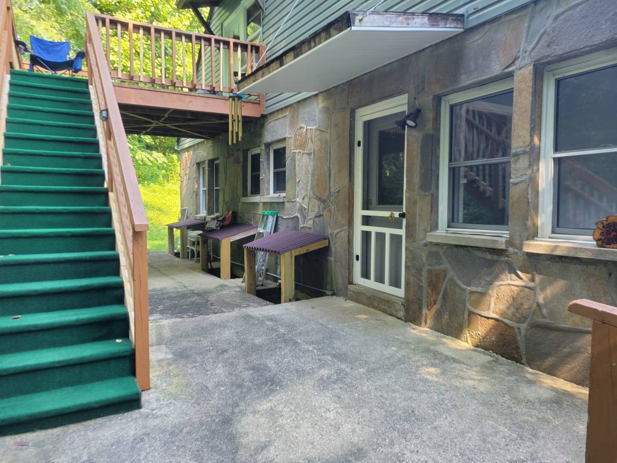 Apartment for rent at 59 1st Ave, Sylva, NC 28779
