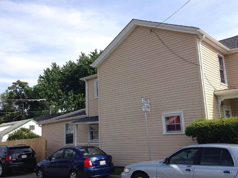 House for rent at 301 10 1 2 St NW, Charlottesville, VA 22903