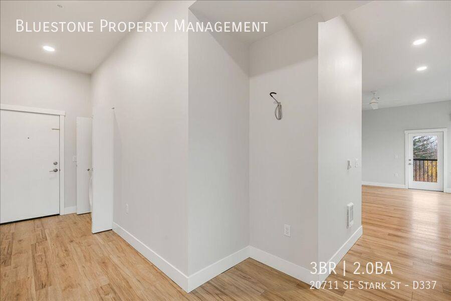 Apartment for rent at 20711 SE Stark St #D337, Gresham, OR 97030