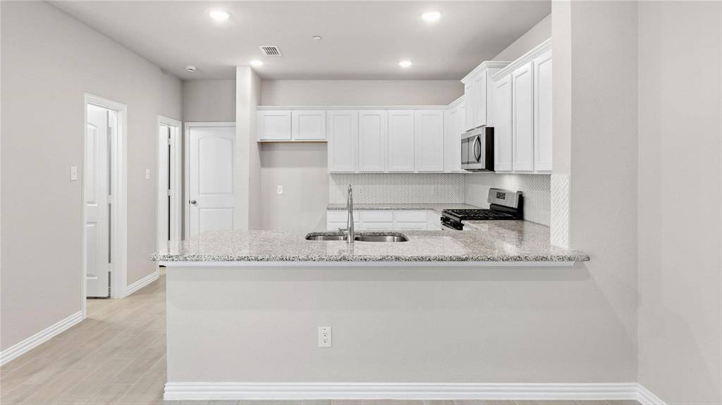 Townhouse for rent at 3716 Paradise Way, Sherman, TX 75090
