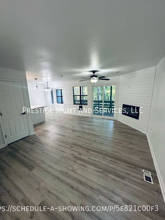 Apartment for rent at 2 Villa Dr #C, Westminster, SC 29693