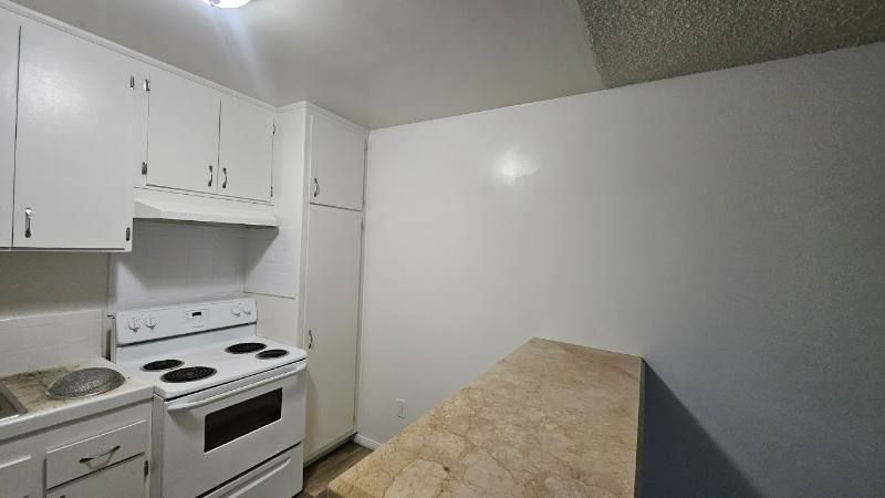 Apartment for rent at 11030 Moorpark St #A15, North Hollywood, CA 91602