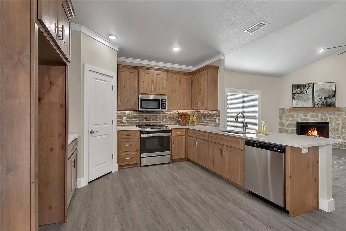 House for rent at 132 Calvin Dr, Wolfforth, TX 79382