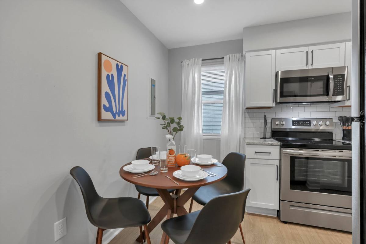 Apartment for rent at 380 Forest St #G, Columbus, OH 43206