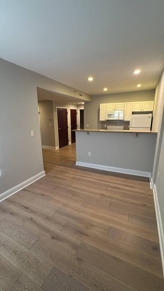 Apartment for rent at 56 Imlay St #3B, Hartford, CT 06105