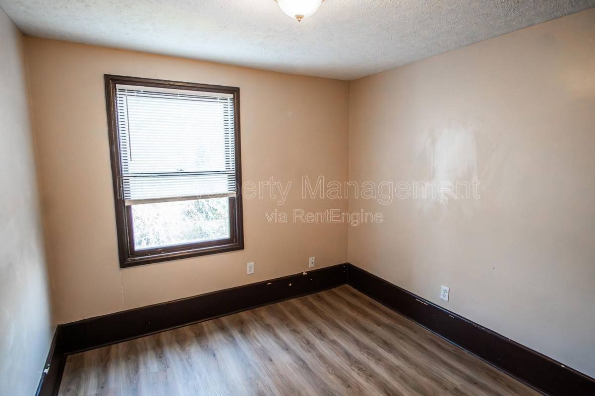 Apartment for rent at 1709 E 5th Ave #2, Knoxville, TN 37917