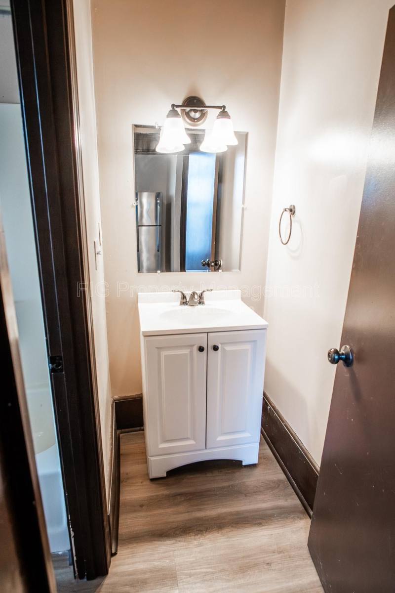Apartment for rent at 1709 E 5th Ave #2, Knoxville, TN 37917