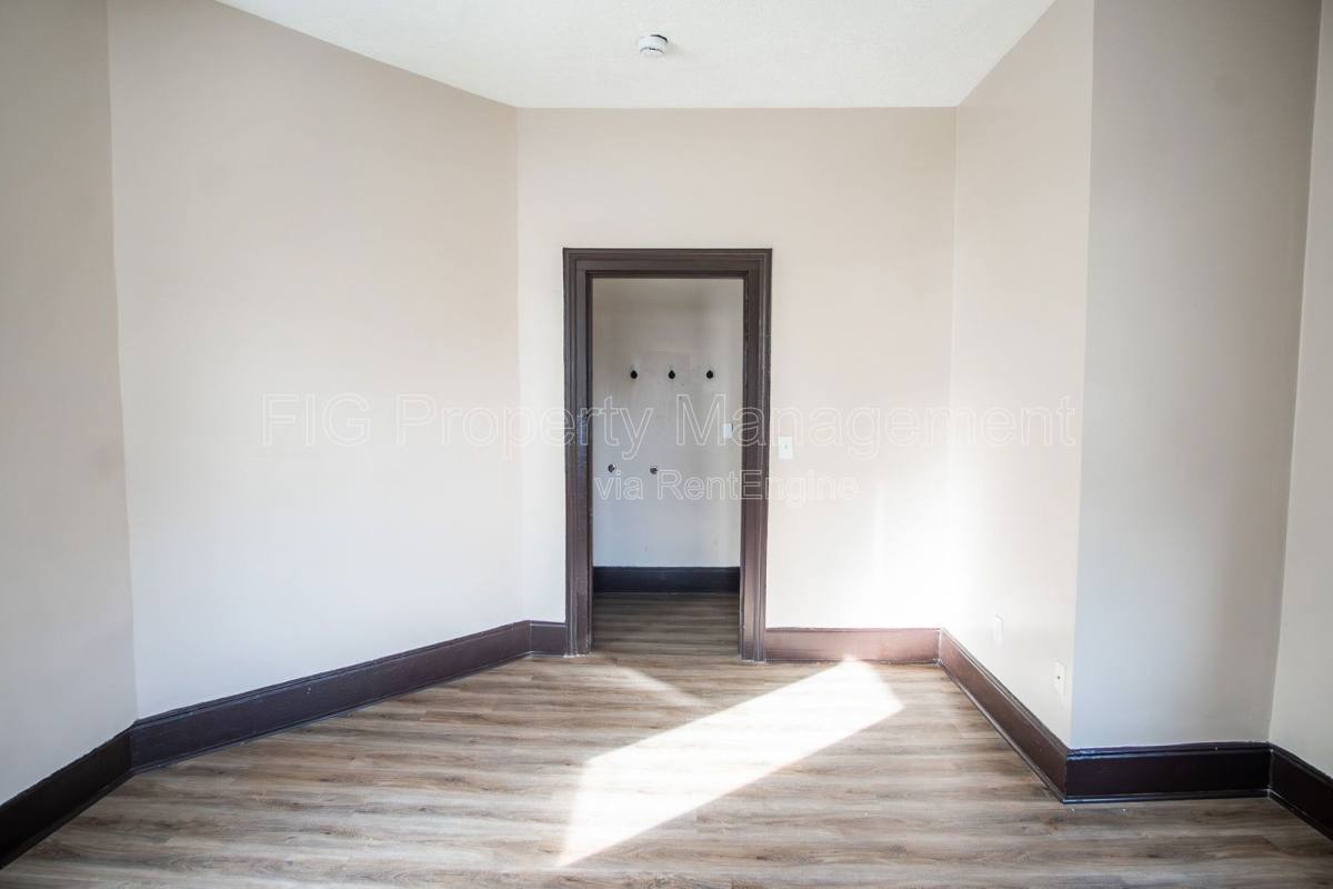 Apartment for rent at 1709 E 5th Ave #2, Knoxville, TN 37917