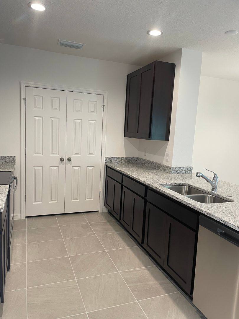 House for rent at 1120 Myrtle Hammock Lane, Davenport, FL 33837